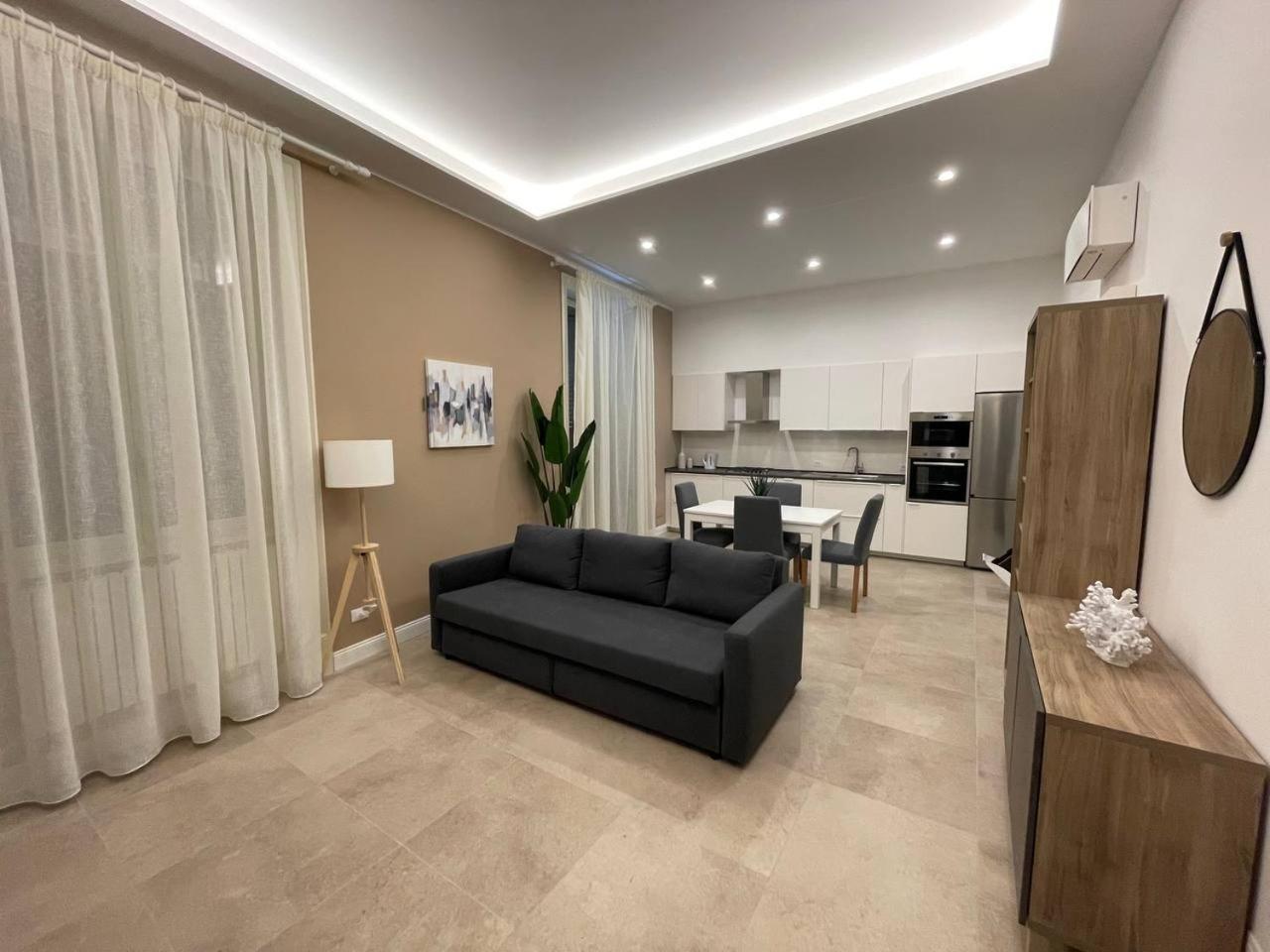 Stazione Apartment Палермо Экстерьер фото