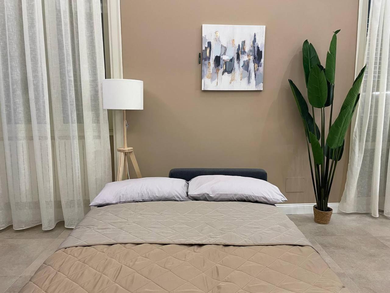 Stazione Apartment Палермо Экстерьер фото